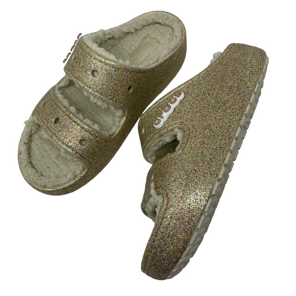 Crocs classic Cozzzy Sandals Women’s Size 7 Faux fur lined shoes gold glitter